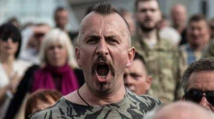 Украинская оперетка, или Как из дерьма лепят пули Украинская оперетка, или Как из дерьма лепят пули