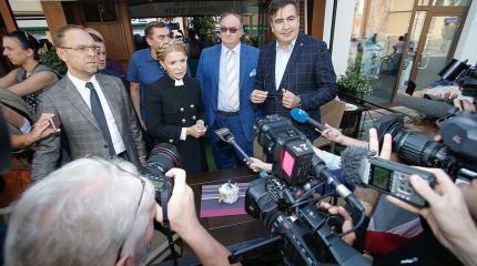 Дудчак объяснил, зачем Тимошенко нужен союз с Саакашвили Дудчак объяснил, зачем Тимошенко нужен союз с Саакашвили