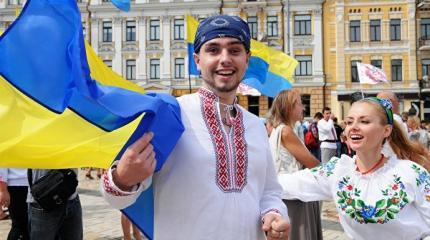 ДНРовец в Киеве: Люди спокойно ходят в вышиванках, а у нас за такое убивают ДНРовец в Киеве: Люди спокойно ходят в вышиванках, а у нас за такое убивают