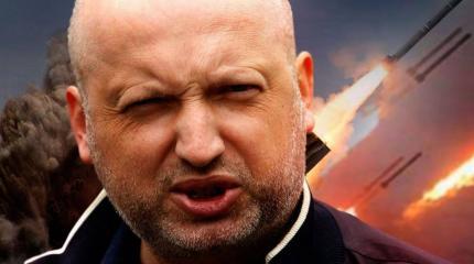 Риторика "кровавого пастора" Турчинова стала менее воинственной Риторика "кровавого пастора" Турчинова стала менее воинственной
