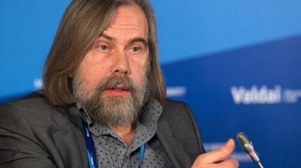 Погребинский о языковом скандале: Украина – слаба, стоит немного надавить Погребинский о языковом скандале: Украина – слаба, стоит немного надавить