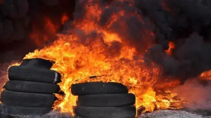 Зомби-либерализм как низшая и последняя стадия тоталитаризма Зомби-либерализм как низшая и последняя стадия тоталитаризма