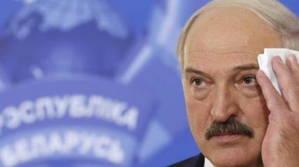 Лукашенко, заигрывая с Западом, ходит по «лезвию Майдана»