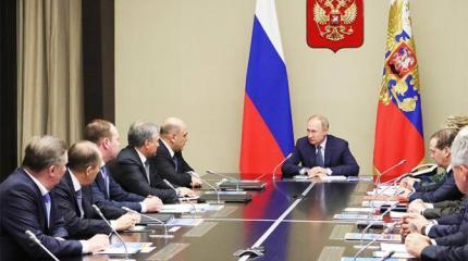 В Кремле идет битва преемников: Выбор Путина, как всегда, удивит В Кремле идет битва преемников: Выбор Путина, как всегда, удивит