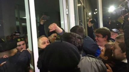 Вилкул с трибуны Рады назвал Соболева «девочкой по вызову» Вилкул с трибуны Рады назвал Соболева «девочкой по вызову»