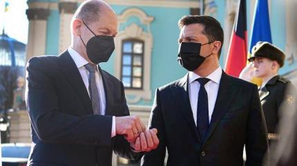 Шольц пытался удержать Зеленского от НАТО Шольц пытался удержать Зеленского от НАТО