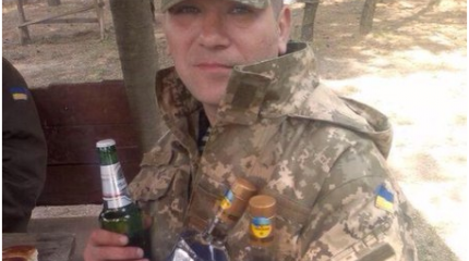 Как бывшие «герои» из АТО себе на пойло зарабатывают Как бывшие «герои» из АТО себе на пойло зарабатывают