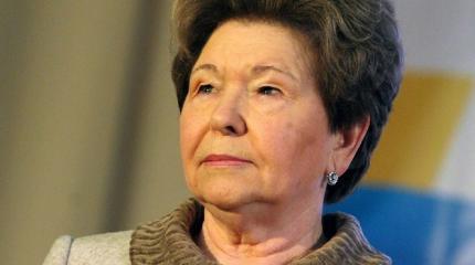 Наина Ельцина: рядом с Борисом даже трудные времена были счастливыми