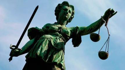 Россия прощается с еще одним «приветом» из 90-х. Насовсем? Россия прощается с еще одним «приветом» из 90-х. Насовсем?