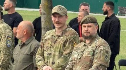 Атака на «Белого вождя». Кто и зачем начал хоронить Андрея Билецкого?