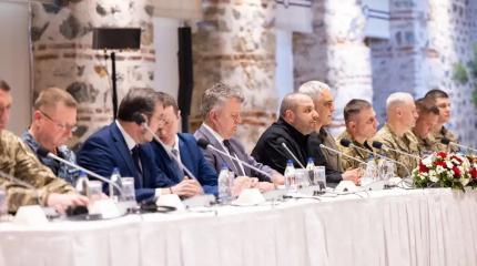 «Матерятся по-русски»: почему украинцы в Стамбуле не использовали мову «Матерятся по-русски»: почему украинцы в Стамбуле не использовали мову
