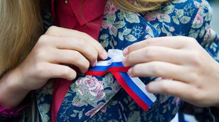 Paris Match: в путинскую Россию рвутся даже белые эмигранты Paris Match: в путинскую Россию рвутся даже белые эмигранты
