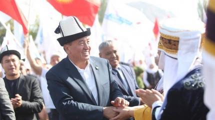 Атамбаев промахнулся: итоги первого года президентства Сооронбая Жээнбекова Атамбаев промахнулся: итоги первого года президентства Сооронбая Жээнбекова