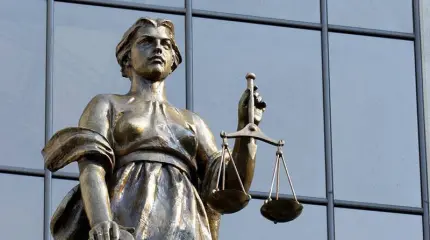 Судебная ветвь власти в России: технологии вместо политики Судебная ветвь власти в России: технологии вместо политики