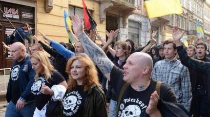 Украинские нацисты устроили погром в киевском Дворце ветеранов