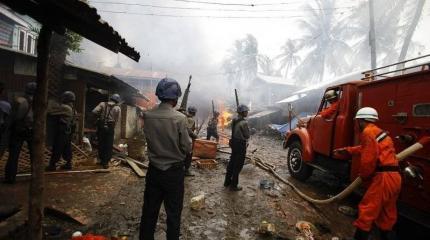 Кто и зачем подливает масла в мьянманский пожар