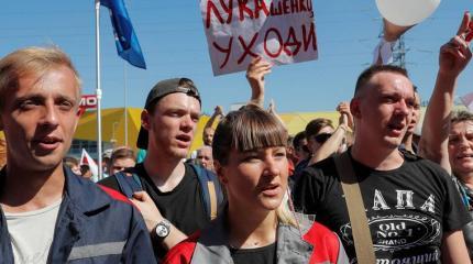 Лукашенко превращает протесты избирателей в народное восстание Лукашенко превращает протесты избирателей в народное восстание