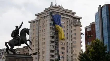 Флаг спущен: Косово ответило Киеву за «предательство» Зеленского