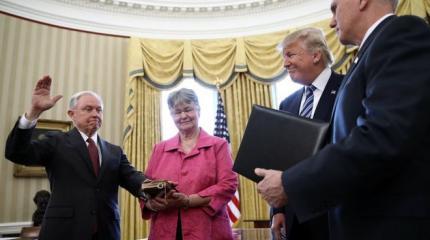СМИ США вскрыли Трампу панцырь: второй пошел, а потом горбатый? СМИ США вскрыли Трампу панцырь: второй пошел, а потом горбатый?