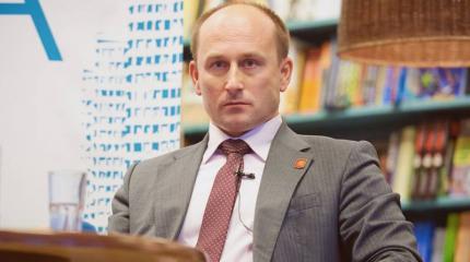Стариков: Путин проводит политику, которая востребована россиянами Стариков: Путин проводит политику, которая востребована россиянами