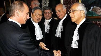 Украинцы в шоке от решения суда ООН: «Гаагу тоже скупил Путин?» Украинцы в шоке от решения суда ООН: «Гаагу тоже скупил Путин?»