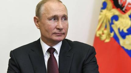 Путин рассказал, что внуки звонят ему на работу в Кремль