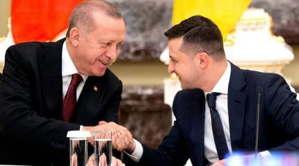 Украина: свечки для бомбоубежищ и визит Эрдогана Украина: свечки для бомбоубежищ и визит Эрдогана