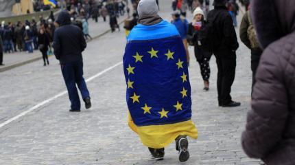 Наглая побирушка: Украина требует деньги от Запада за «борьбу» с Россией Наглая побирушка: Украина требует деньги от Запада за «борьбу» с Россией