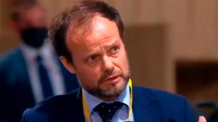 Исландский журналист Хаукссон: Путина надо ставить в пример другим лидерам Исландский журналист Хаукссон: Путина надо ставить в пример другим лидерам