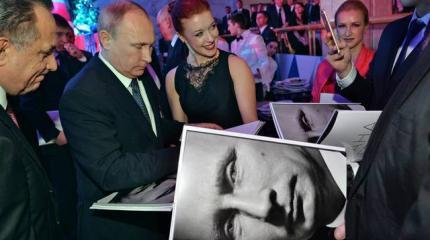 Wall Street Journal советует Западу «добить» Путина, пока он в панике Wall Street Journal советует Западу «добить» Путина, пока он в панике