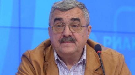 Жарихин: "клуб бывших" поможет Порошенко самому стать "бывшим" Жарихин: "клуб бывших" поможет Порошенко самому стать "бывшим"