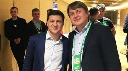 Почему Владимир Зеленский убрал Геруса? Почему Владимир Зеленский убрал Геруса?