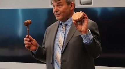 Александр Мацука: победить Россию Украине не по силам Александр Мацука: победить Россию Украине не по силам