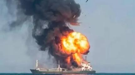 В Одессу прорываются военные грузы. Обстрелы России не останавливаются