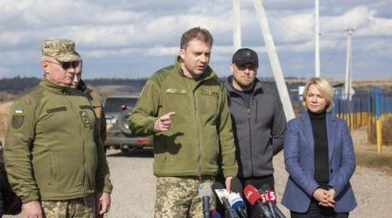 Почему Украина саботирует разведение сил в Золотом и Петровском Почему Украина саботирует разведение сил в Золотом и Петровском