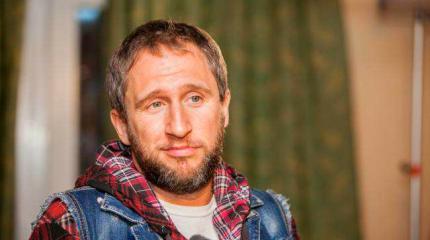Посетивший Киев российский актер Оскар Кучера пожелал русским гореть в аду Посетивший Киев российский актер Оскар Кучера пожелал русским гореть в аду