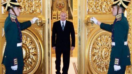 Путин велит строго наказывать за критические посты в интернете