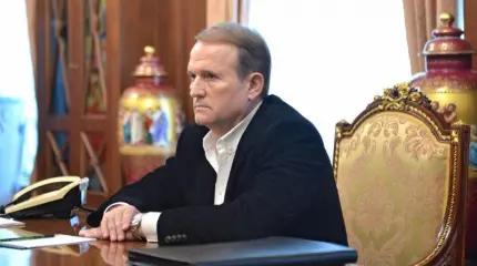 Медведчуку на Украине предъявили обвинение в госизмене и терроризме за «договорённости» с ЛНР и ДНР Медведчуку на Украине предъявили обвинение в госизмене и терроризме за «договорённости» с ЛНР и ДНР