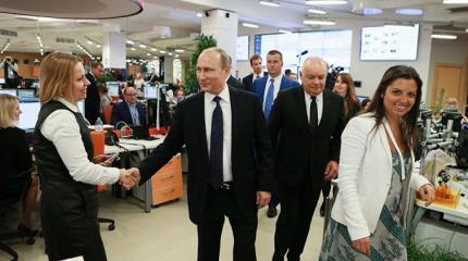 В Европе преследуют за правду: Путин поздравил журналистов Sputnik В Европе преследуют за правду: Путин поздравил журналистов Sputnik