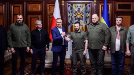 Украина может присоединиться к НАТО в конфедеративном союзе с Польшей Украина может присоединиться к НАТО в конфедеративном союзе с Польшей