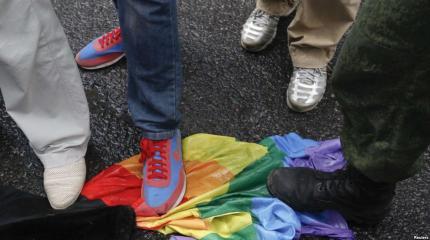 Запад пошел в контратаку: Правозащитники обвинили чеченцев в содомии Запад пошел в контратаку: Правозащитники обвинили чеченцев в содомии