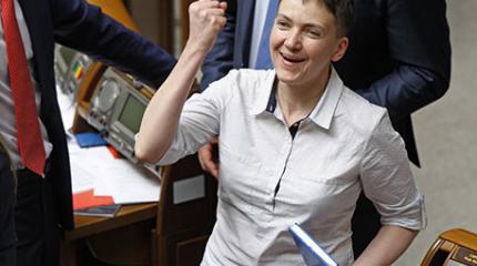 Пора отрывать нардепам «головы»: Савченко провоцирует Киев громкими заявлениями Пора отрывать нардепам «головы»: Савченко провоцирует Киев громкими заявлениями
