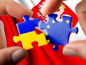 Польская «зрада»: Украина все сильнее подозревает соседей в тайном сговоре Польская «зрада»: Украина все сильнее подозревает соседей в тайном сговоре