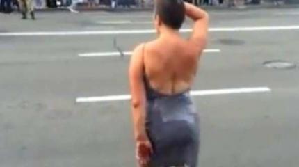 Европа пришла? Пьяный гей командовал репетицией парада на Крещатике Европа пришла? Пьяный гей командовал репетицией парада на Крещатике