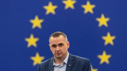 Сенцов показал Европе истинное лицо украинских «патриотов» Сенцов показал Европе истинное лицо украинских «патриотов»