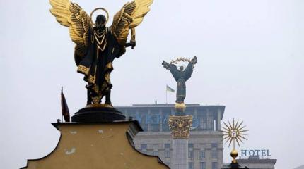 Киев ждет, когда Путин приползет к нему на коленях Киев ждет, когда Путин приползет к нему на коленях