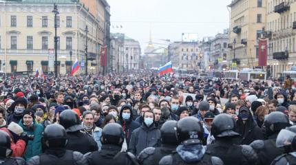 Белорусский сценарий: эксперты о перспективах протеста в РФ