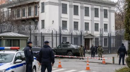 «Москва предупредила Киев»: атака на дипмиссии РФ обернётся жёстким ответом