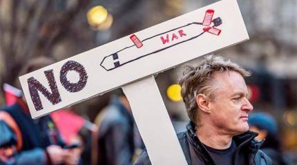 США протестуют не против «вражеской России», а собственной жажды войны США протестуют не против «вражеской России», а собственной жажды войны