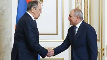 Сергей Лавров в Армении: шабаш русофобов не удался Сергей Лавров в Армении: шабаш русофобов не удался